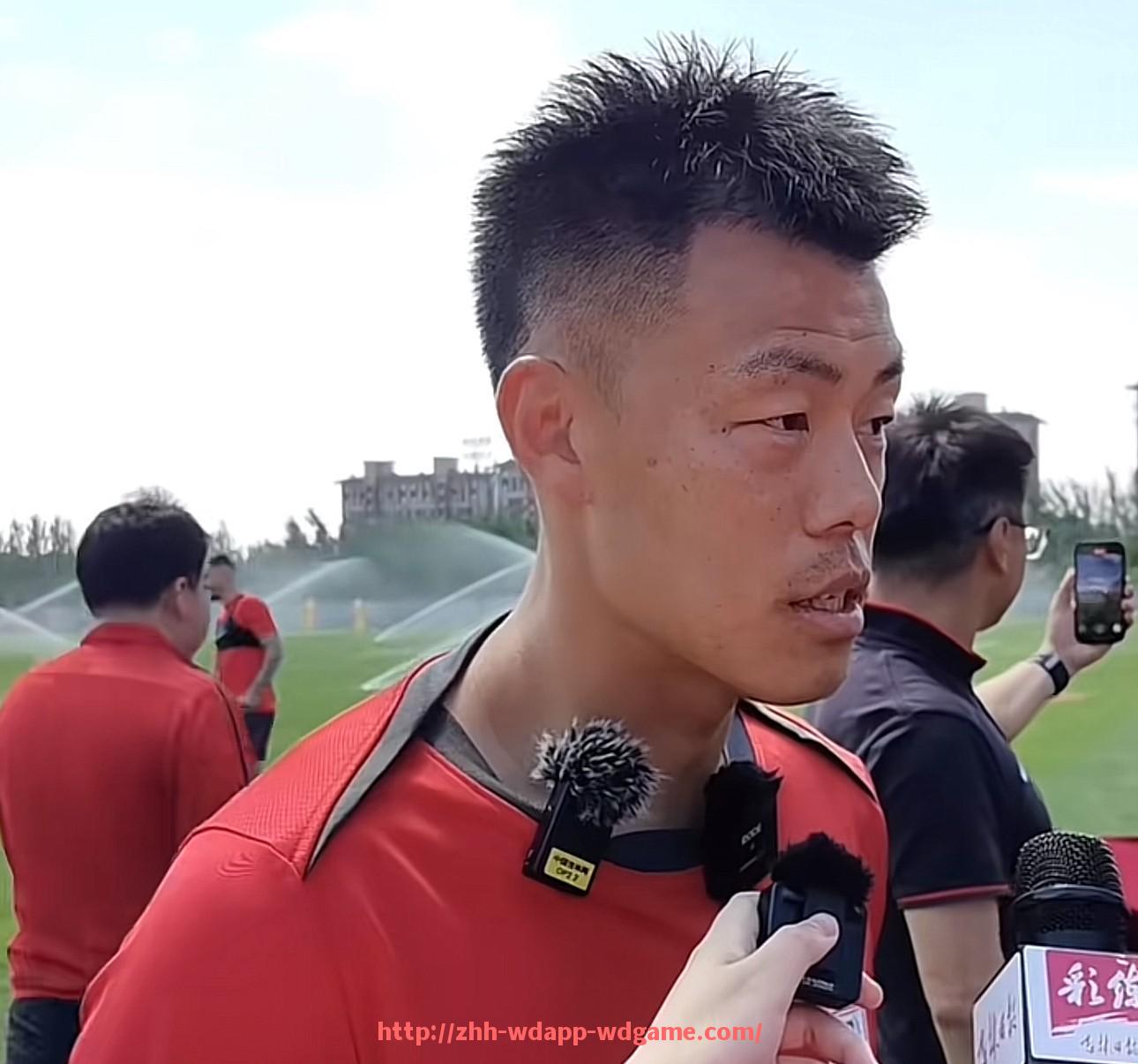 问鼎娱乐官网-风云足球频道欧冠宣传片分析：如何传达比赛激情