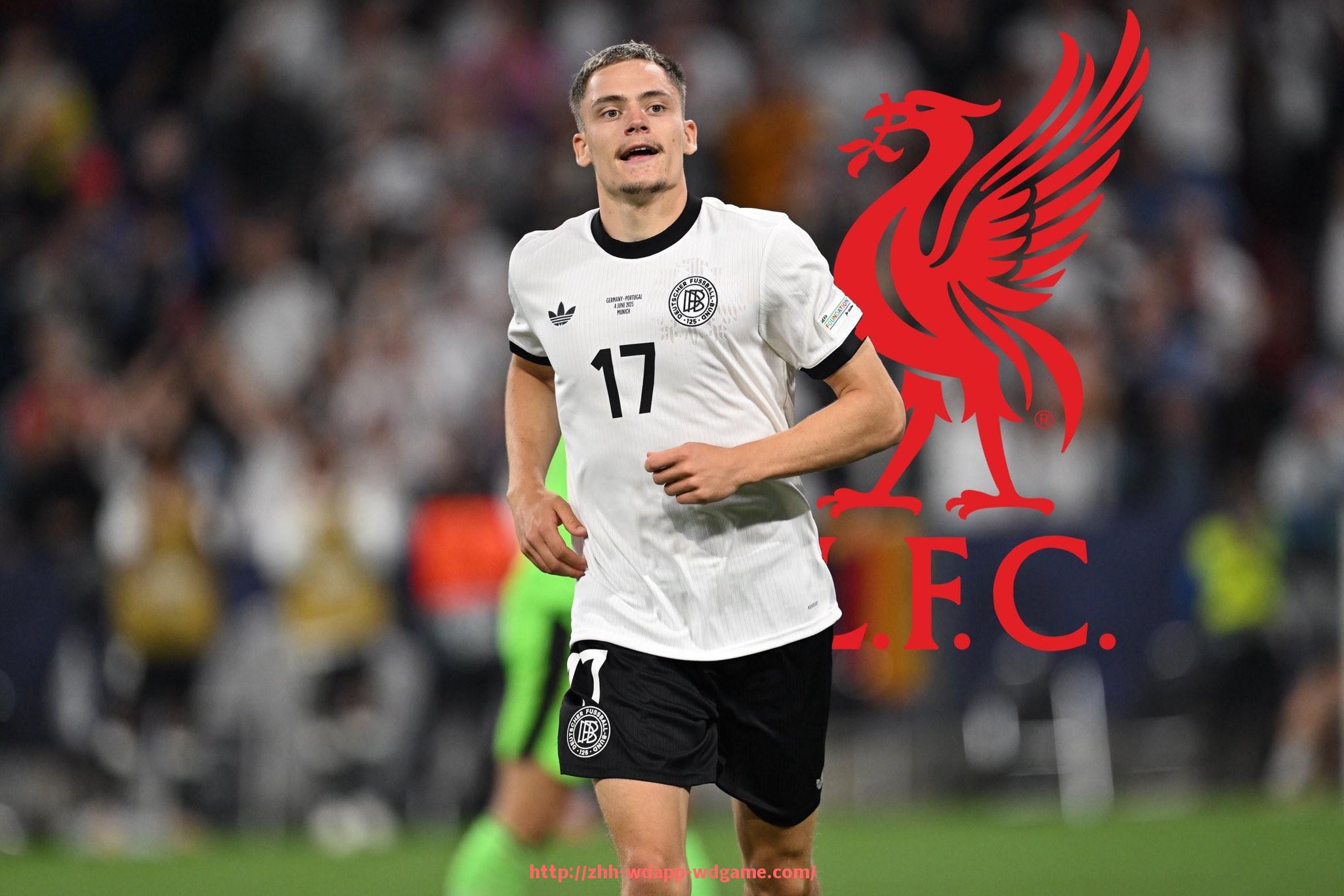 问鼎娱乐官网-2024年法甲完整赛季精彩回顾：高潮迭起的足球年度